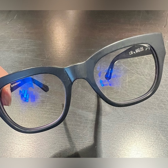 Caddis Eye Appliances Miklos Medium progressives readers 1.50 - Picture 2 of 5